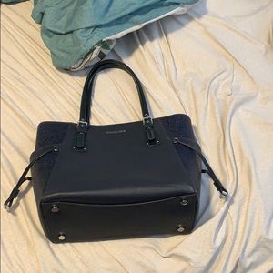 Dark blue and shiny blue shoulder bag MK